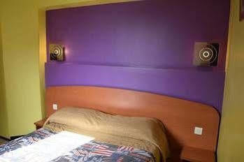 Confort Hotel Montgeron ภายนอก รูปภาพ