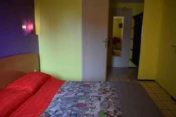Confort Hotel Montgeron ภายนอก รูปภาพ